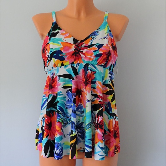 Swim Solutions Other - Swim Solutions Single Tier Tankini Top NWT